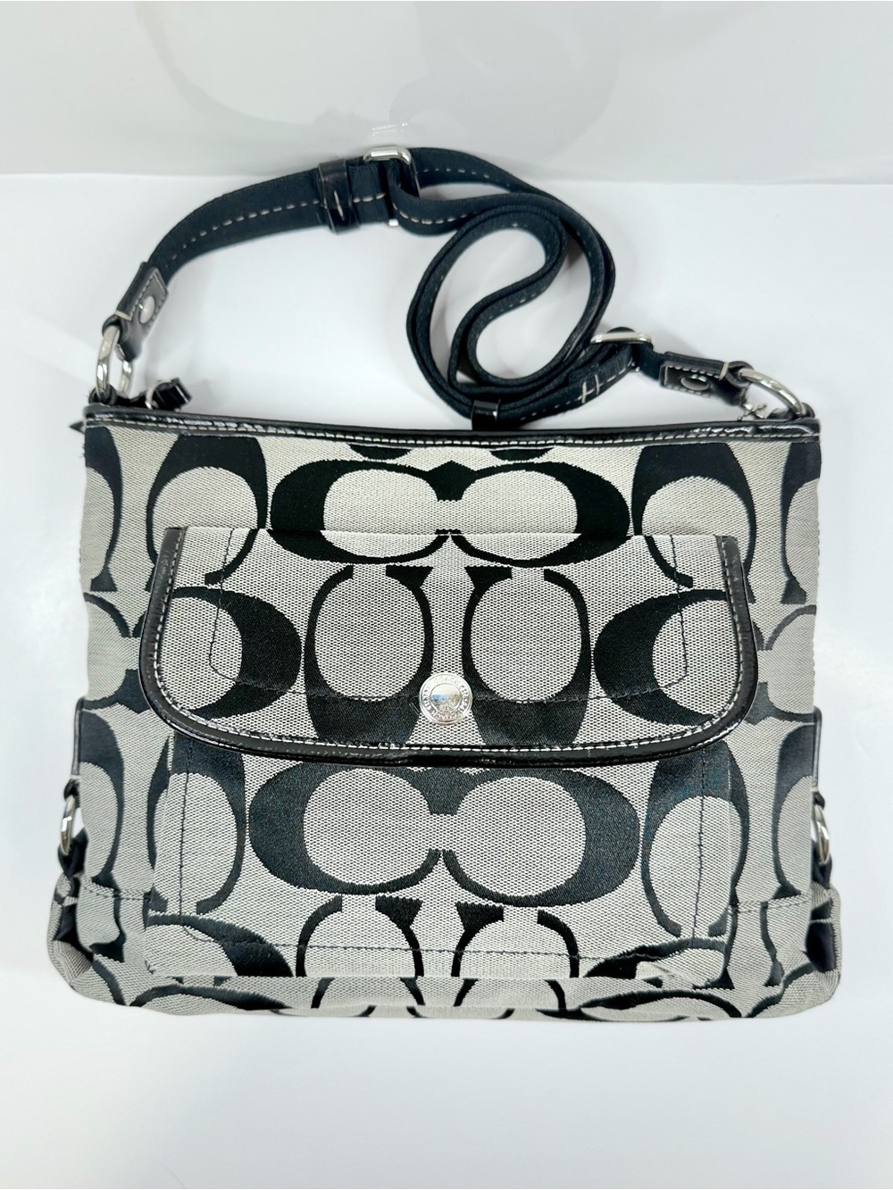 Vintage Coach Signature C Black & Gray Canvas Shoulder Bag Flap Pocket Y2K Purse - Picture 5 of 13